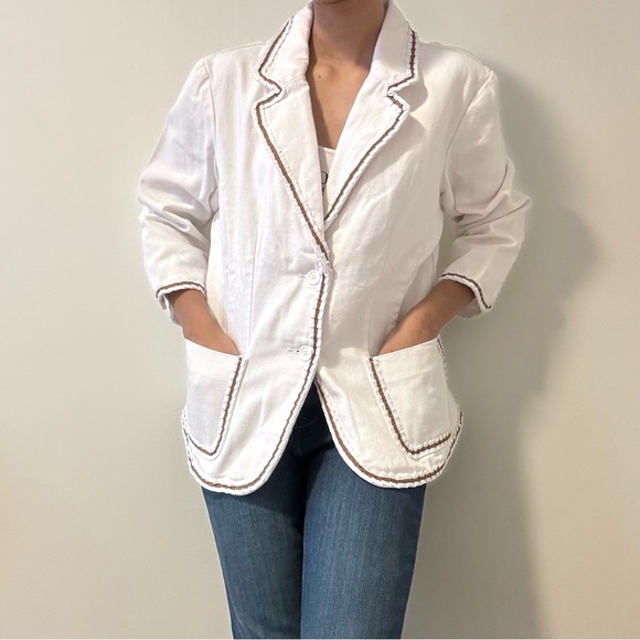 Chadwicks White Blazer - Picture 2 of 4